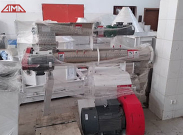 1-2 t/h poultry feed pellet plant shipped to Senegal